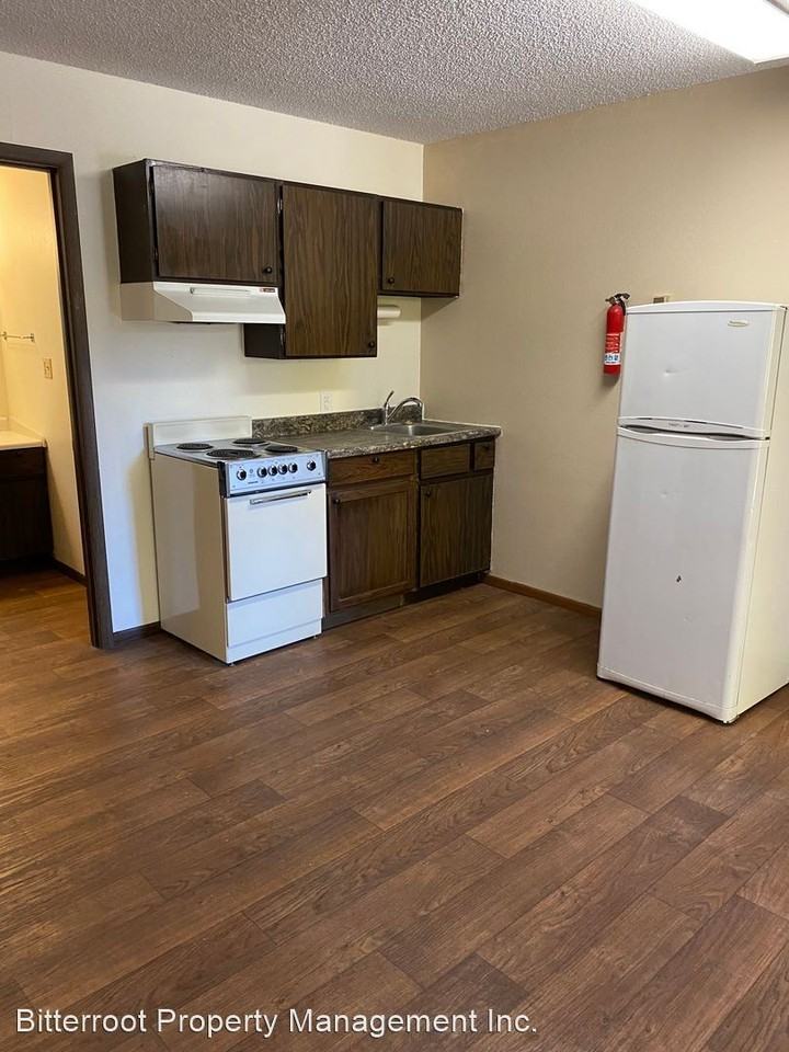 200 Connell Apartments in University District, Missoula, MT 59801 Zumper