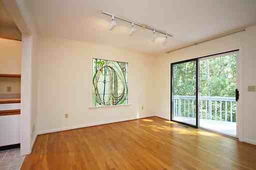 2077 Earlysville Rd - Photo 3 of 16