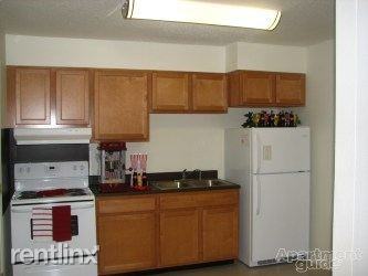 Oak Hill Apartments - Photo 2 of 6