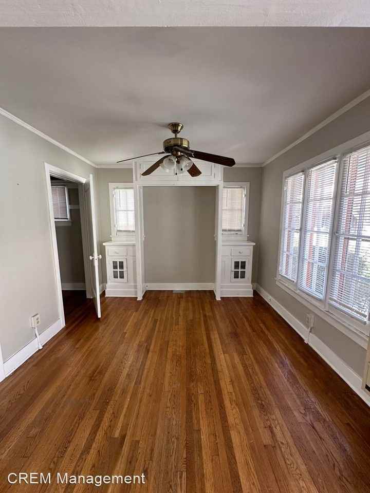 1967 N vermont Ave - Photo 2 of 9