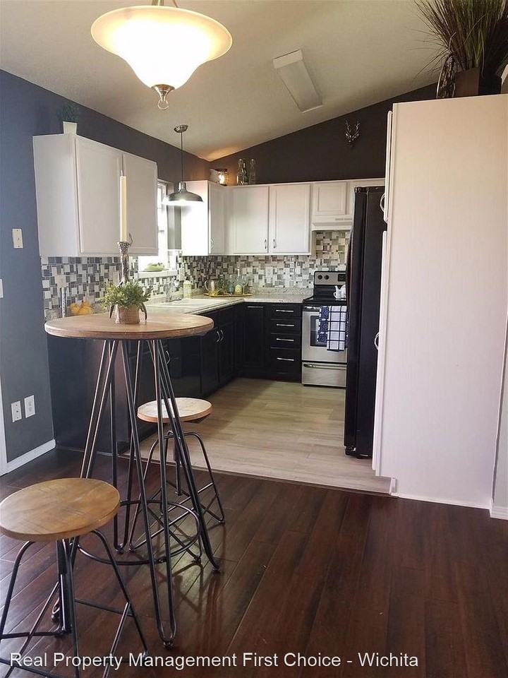 3129 S Illinois Cir - Photo 3 of 18