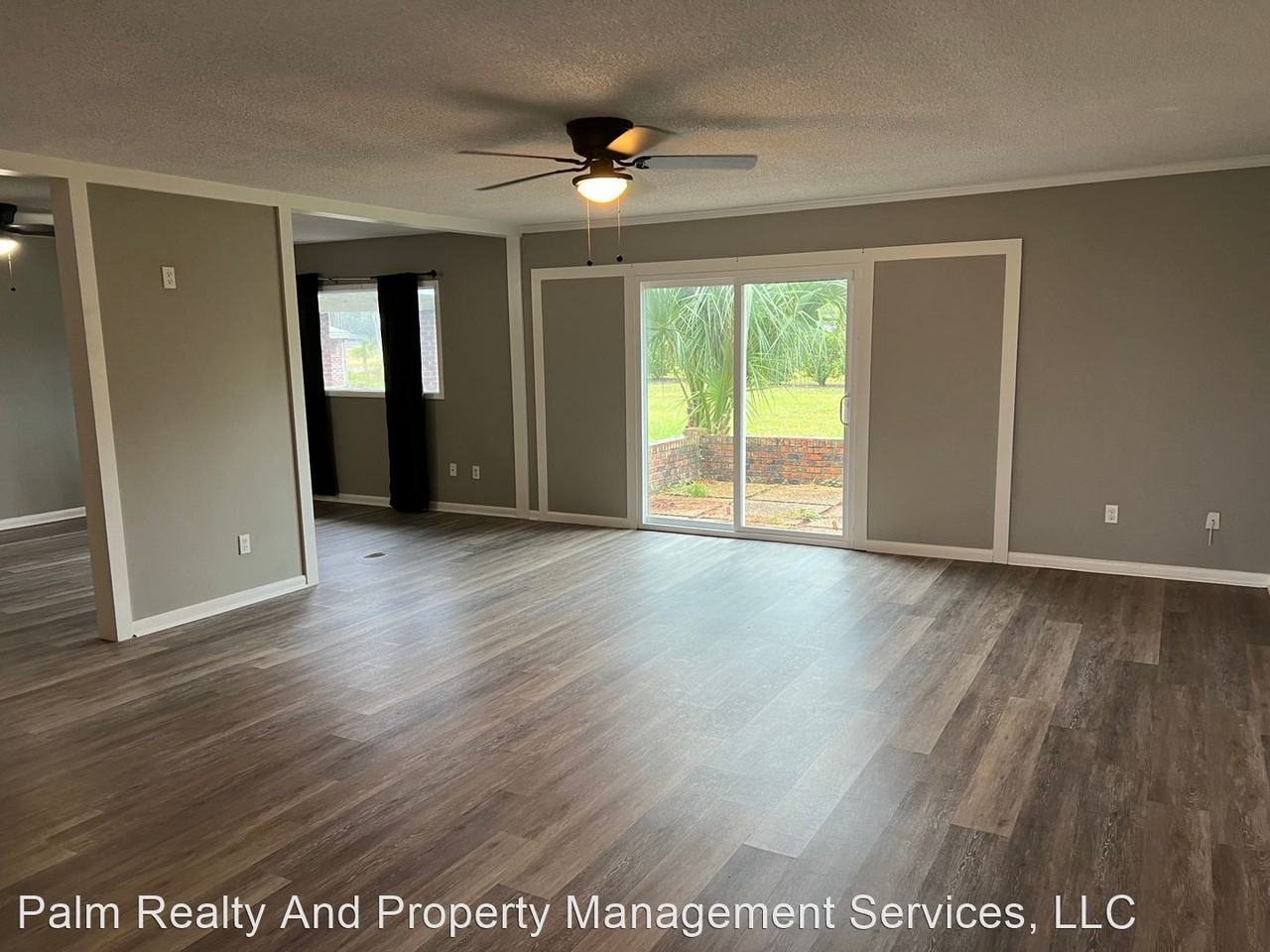 2729 Kings Rd - Photo 2 of 18