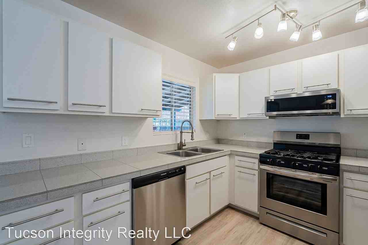 816 E. 10th St. & 815 E. Hughes St. - Photo 2 of 25