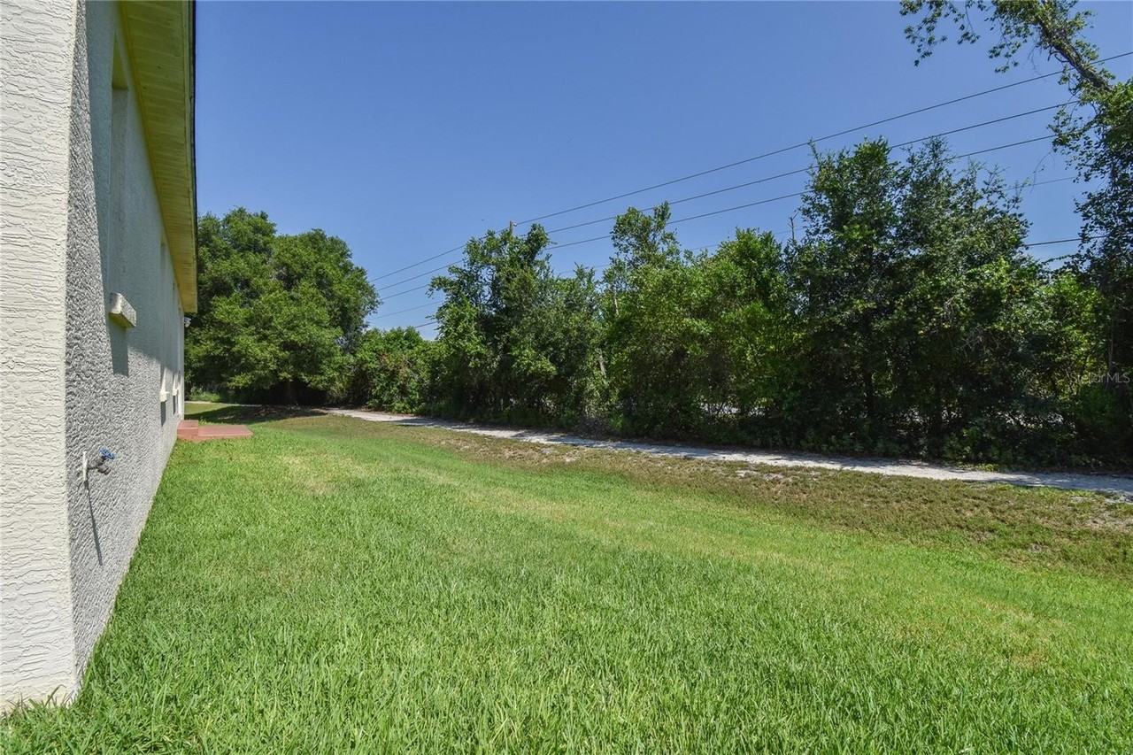 5941 Sage Leaf Pl - Photo 3 of 32