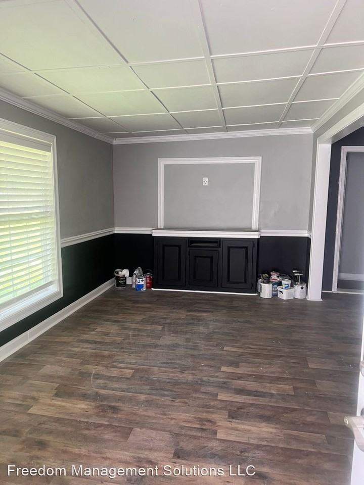 2124 Mechanicsville Rd - Photo 2 of 28