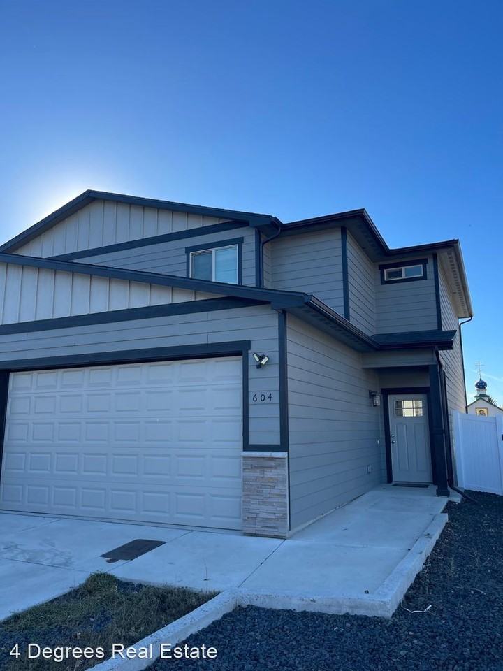 604606 S Chronicle Lane Apartments 604 S Chronicle Ln, Spokane