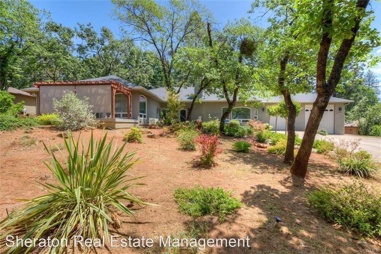 14944 Woodland Park Dr - Photo 2 of 6