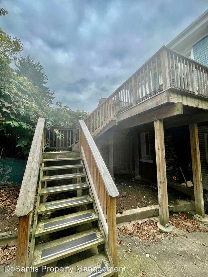 76 Holt Street - Photo 3 of 21