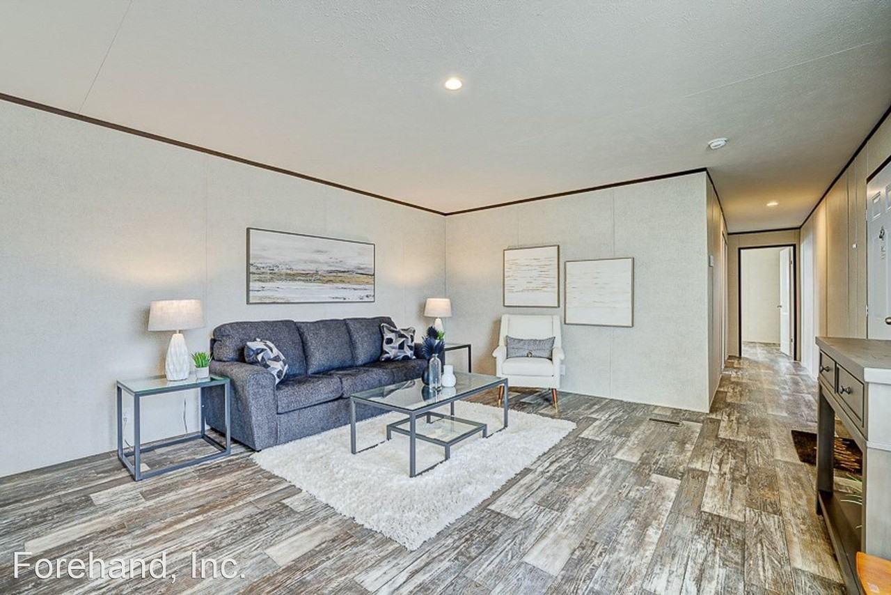 13256 Richmond Hwy - Photo 2 of 11