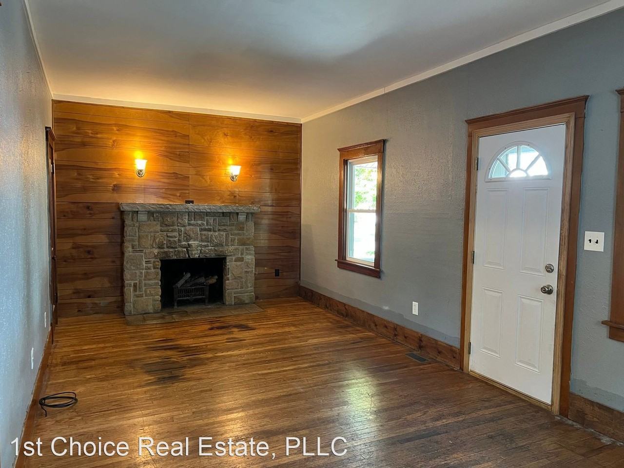 1224 Walsh St - Photo 3 of 21