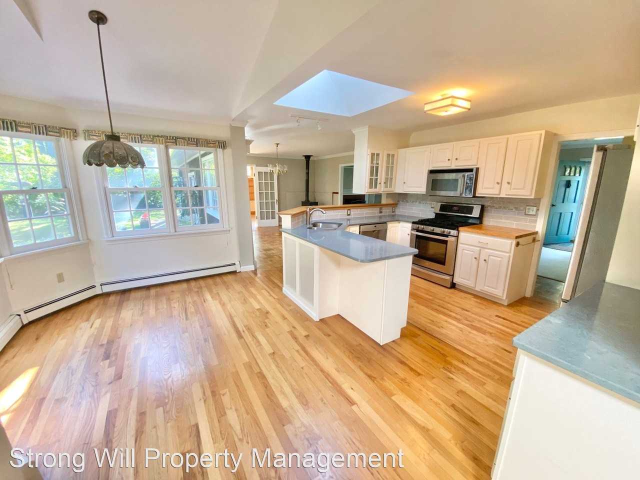 262 Woodbine Rd - Photo 2 of 33