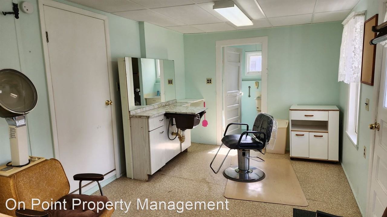 1101 1101 1/2 North Union Street Apartments in Olean, NY 14760 Zumper