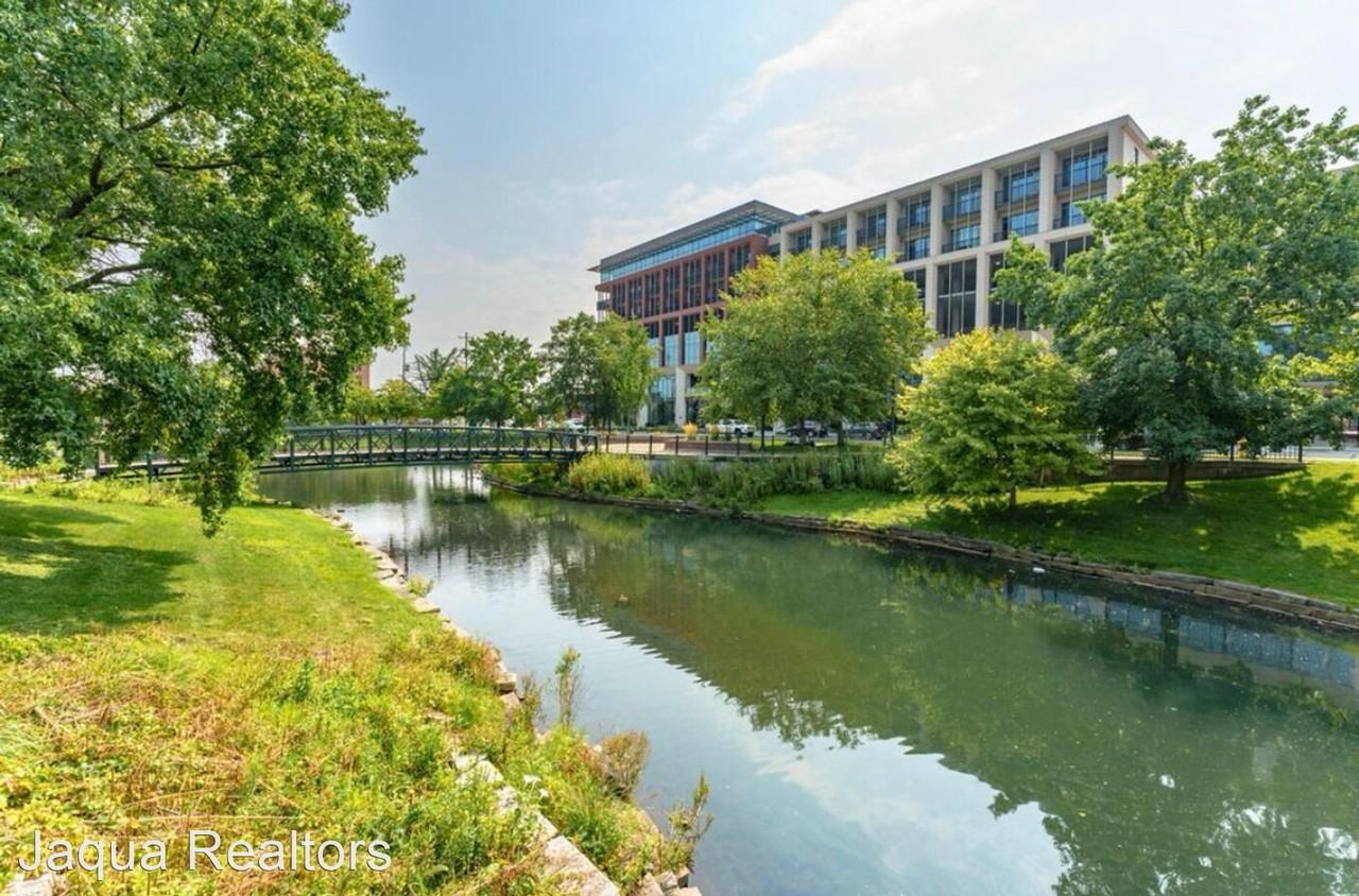 222 N Kalamazoo Mall #200 - Photo 2 of 30