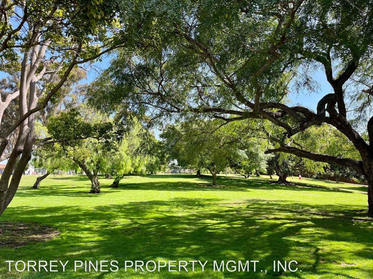 1638 Sutter St - Photo 3 of 3