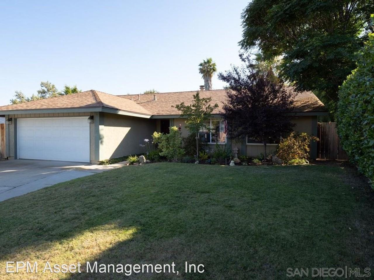 13320 Aldrin Ave - Photo 2 of 11