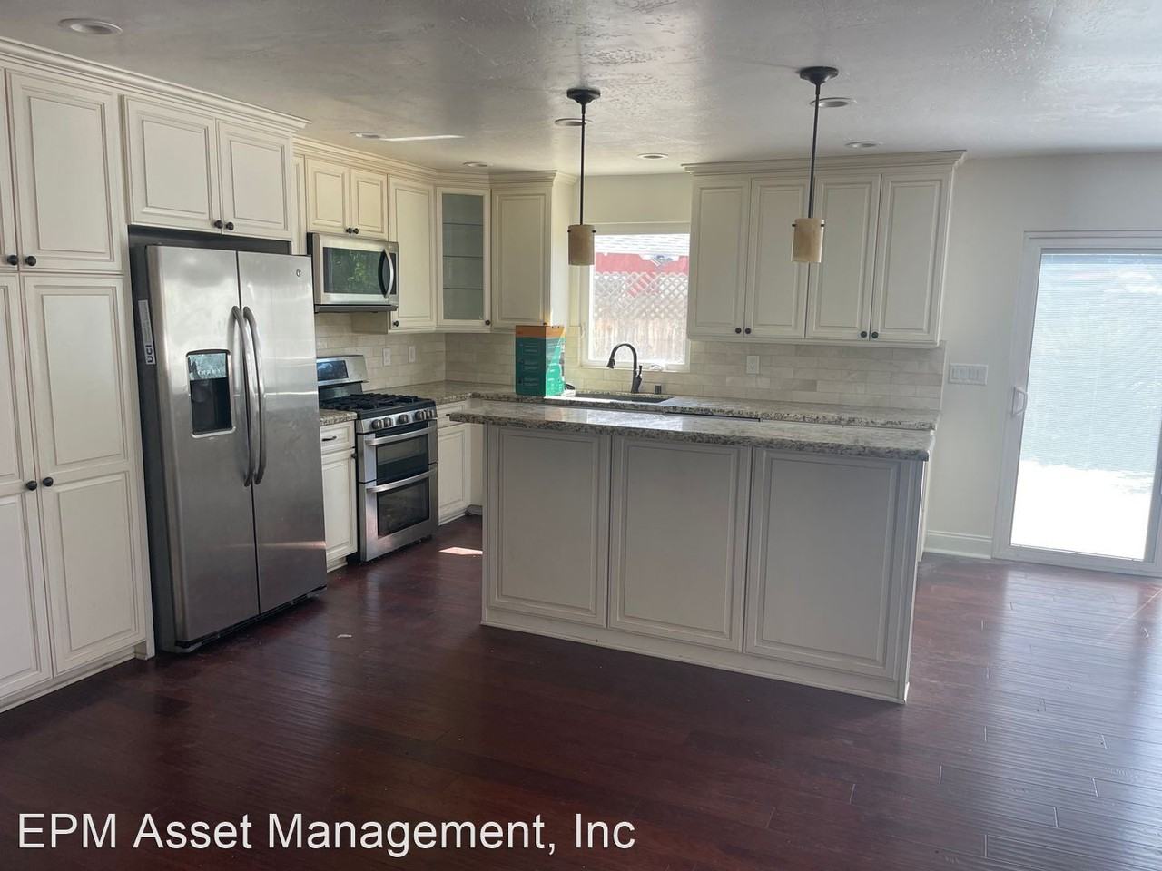 13320 Aldrin Ave - Photo 3 of 11