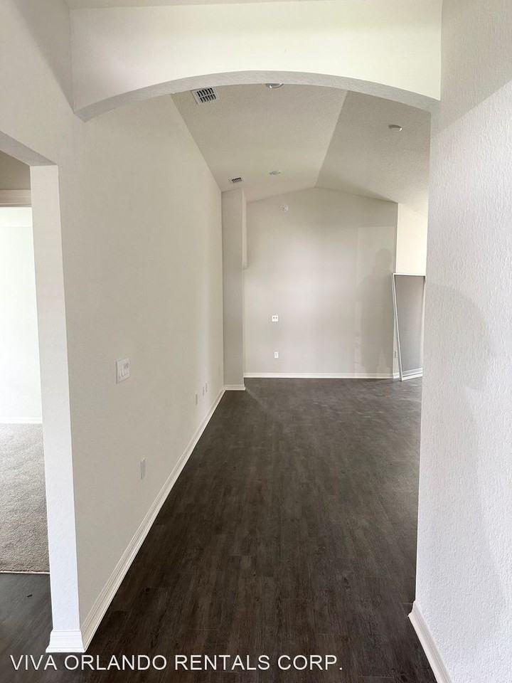 1843 Brisbane Pl - Photo 2 of 29