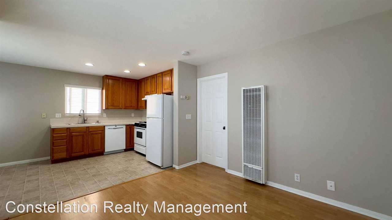 4019 Jewell St - Photo 3 of 18