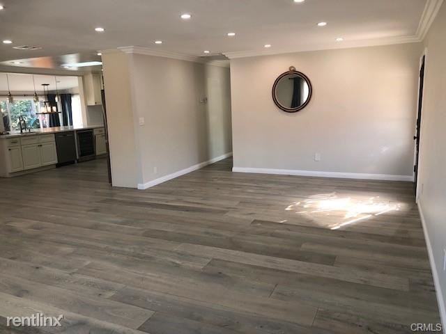 2024 Angelcrest Dr - Photo 3 of 10