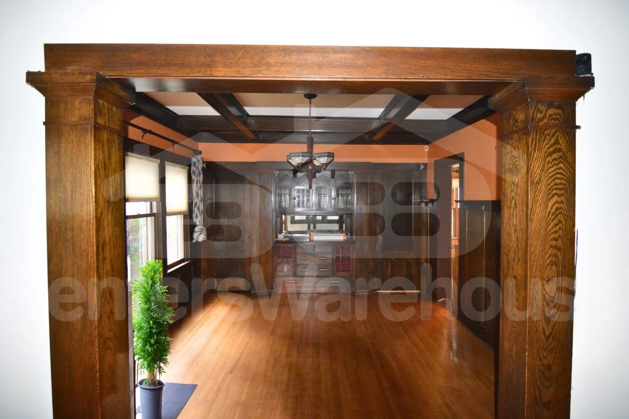 4036 Garfield Ave - Photo 3 of 14