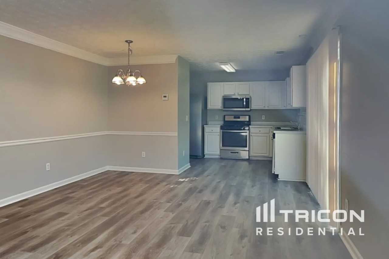 1225 Matt Moore Ct - Photo 3 of 46