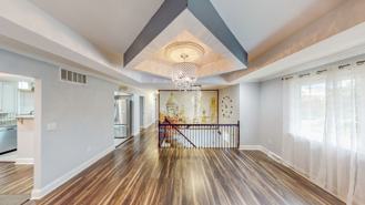 5512 Hamilton Ave - Photo 1 of 1