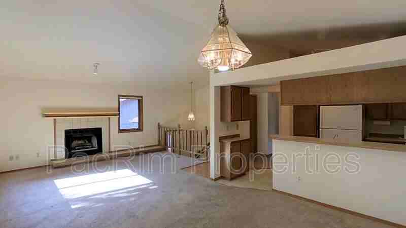 18779 Price Island Cir - Photo 3 of 13