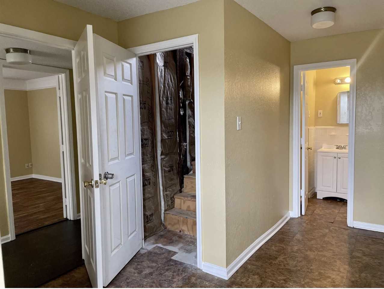 67 S Parkway E - Photo 4 of 5