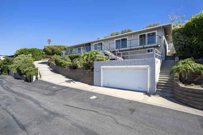 1651 Thurston Dr - Photo 2 of 42