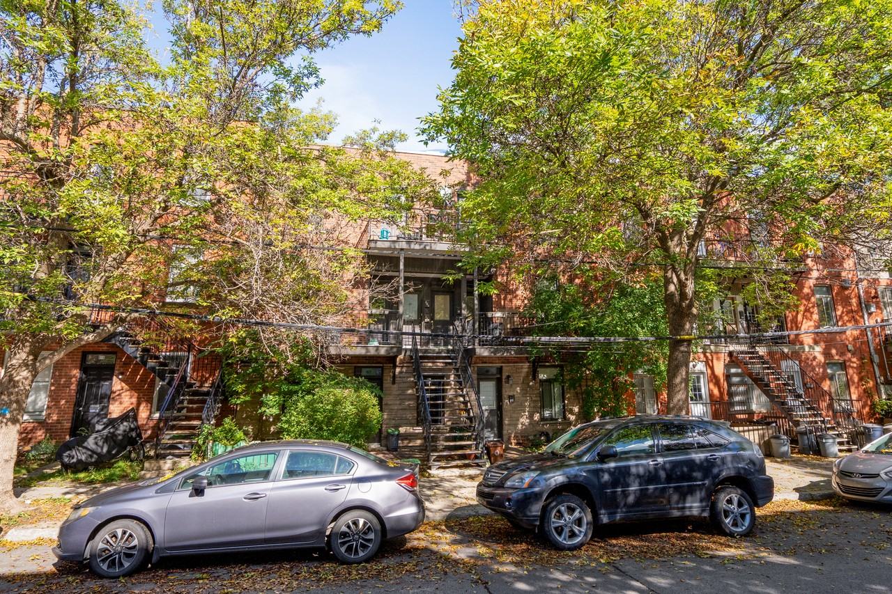 815 Rue Desnoyers Apartments in Le SudOuest, Montréal, QC H4C 3E1 Zumper