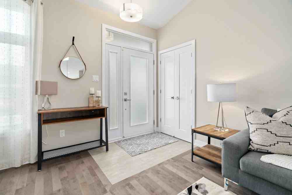 5 Solara Private - Photo 2 of 20