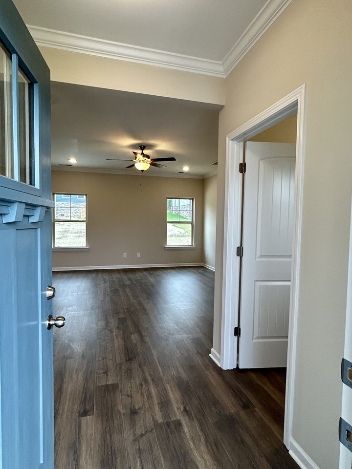 6010 Venable Ct #NA - Photo 3 of 20