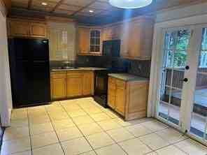 1817 Sherman St - Photo 2 of 8