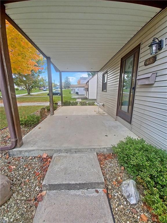 48 N Edgehill Ave - Photo 2 of 22