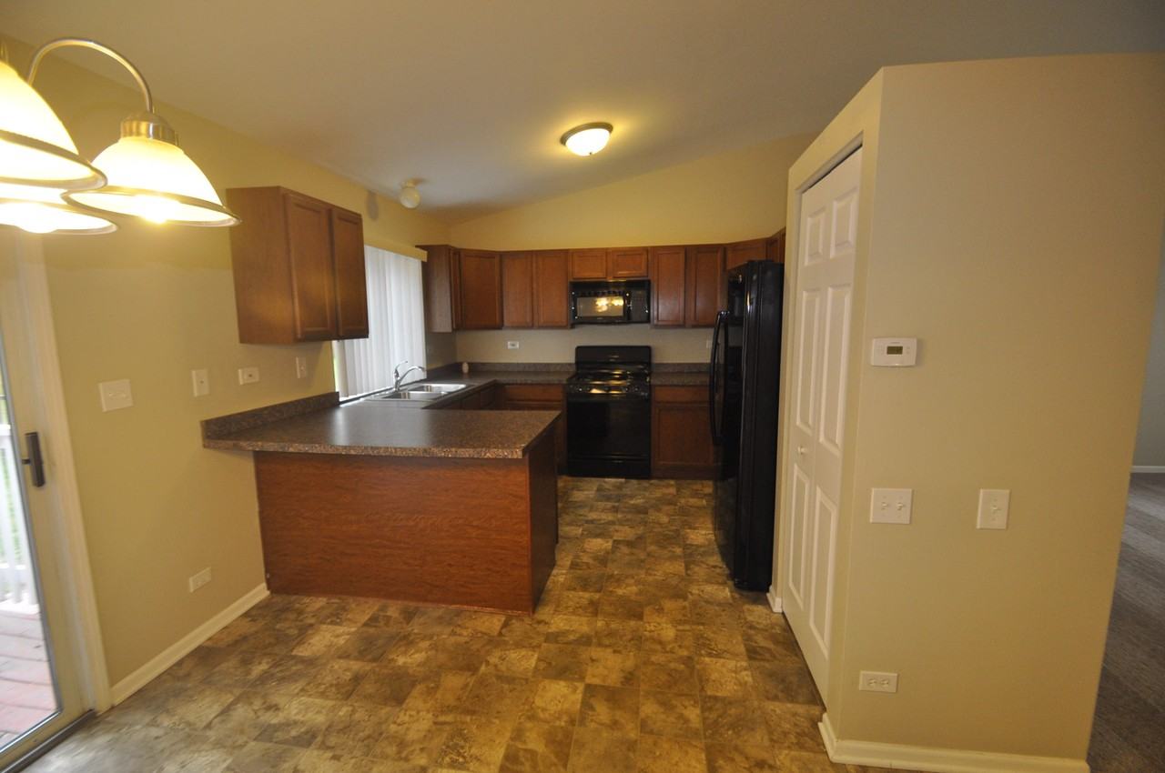 1381 Bent Oak Trail - Photo 3 of 5