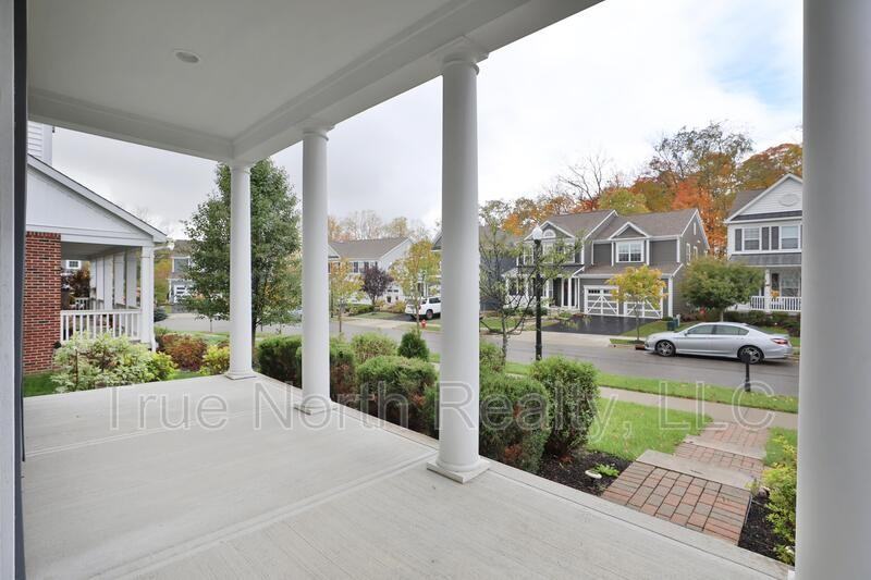 1412 Leesland Dr - Photo 3 of 50