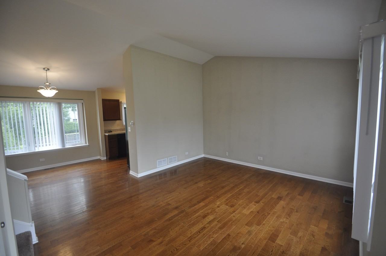 27W236 Virginia St - Photo 2 of 6