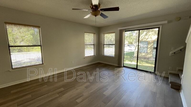 4609 Playschool Dr - Photo 3 of 15