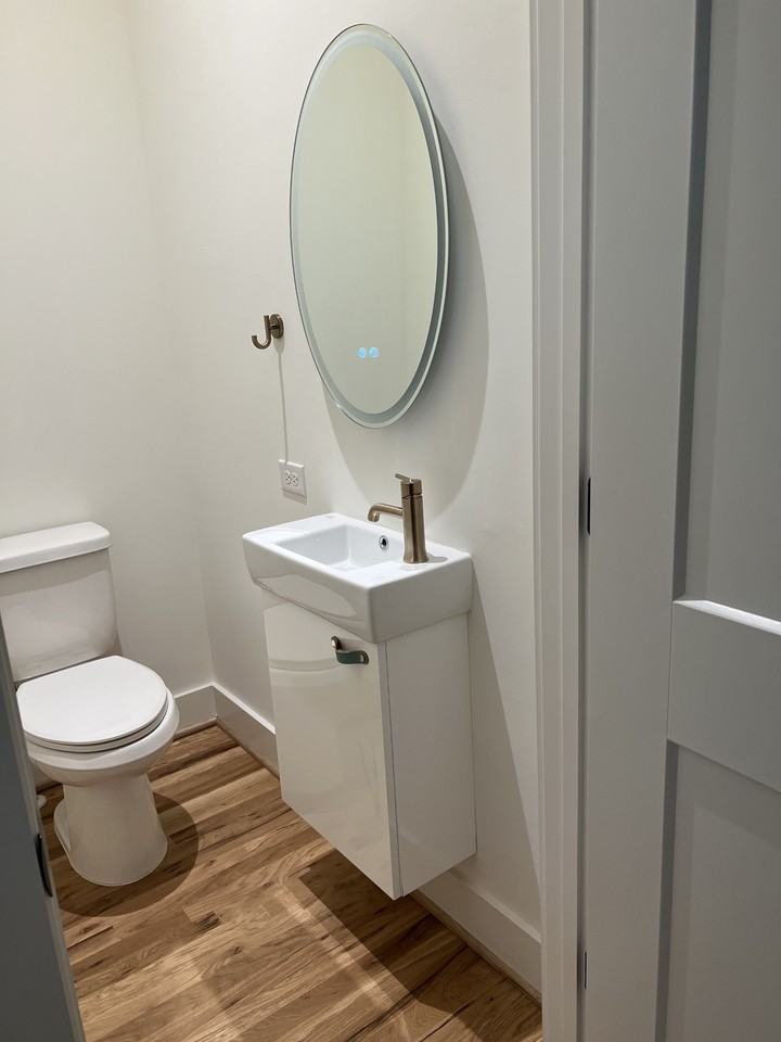 2213 Belmont Blvd #B - Photo 3 of 5