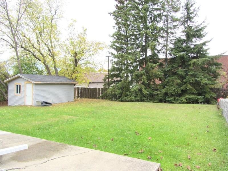 6889 Notre Dame St #4 - Photo 2 of 9