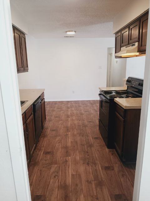 107 Pine Meadow Dr #B - Photo 2 of 6