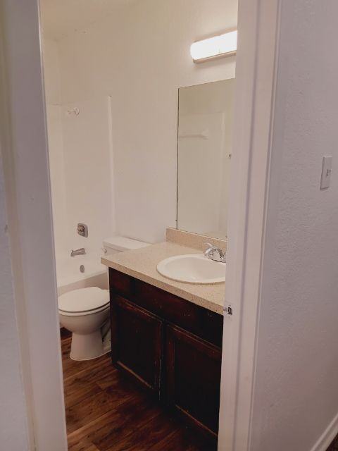 107 Pine Meadow Dr #B - Photo 3 of 6