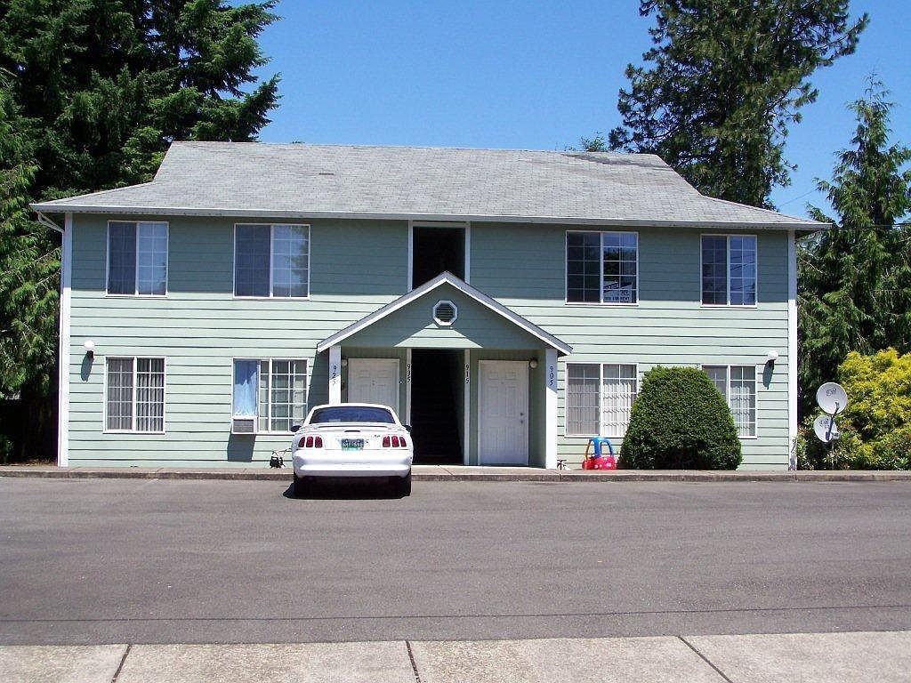 905 Church St #905 - Photo 2 of 14