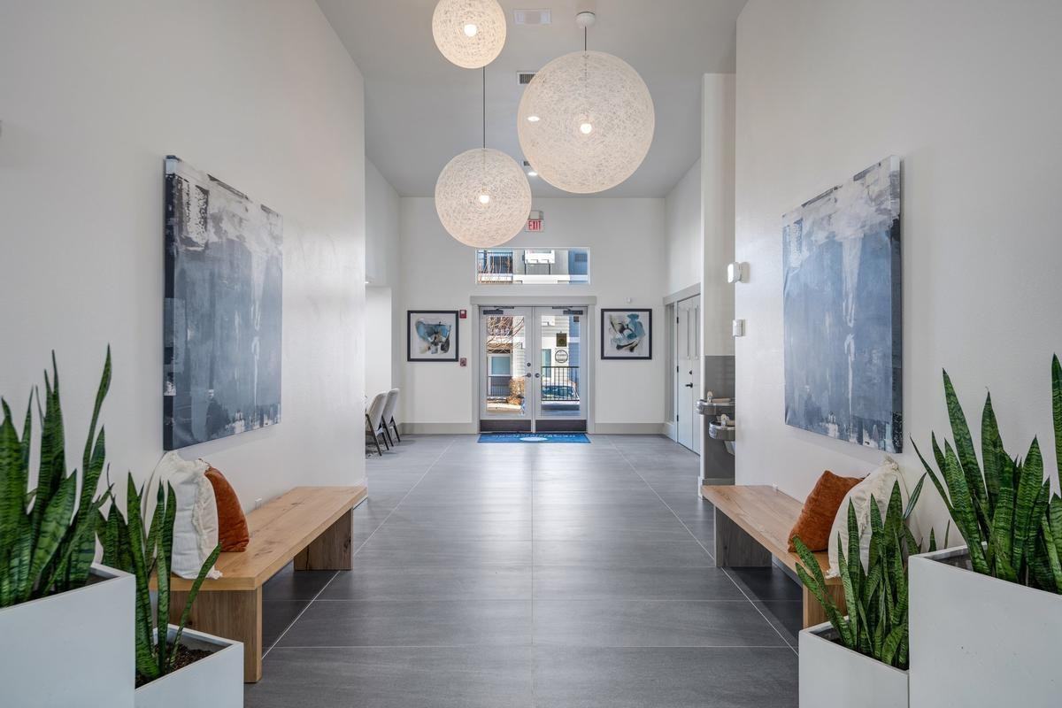 3003 Queensgate Dr - Photo 6 of 31