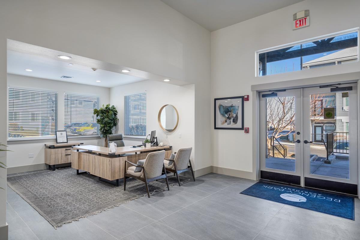 3003 Queensgate Dr - Photo 4 of 31