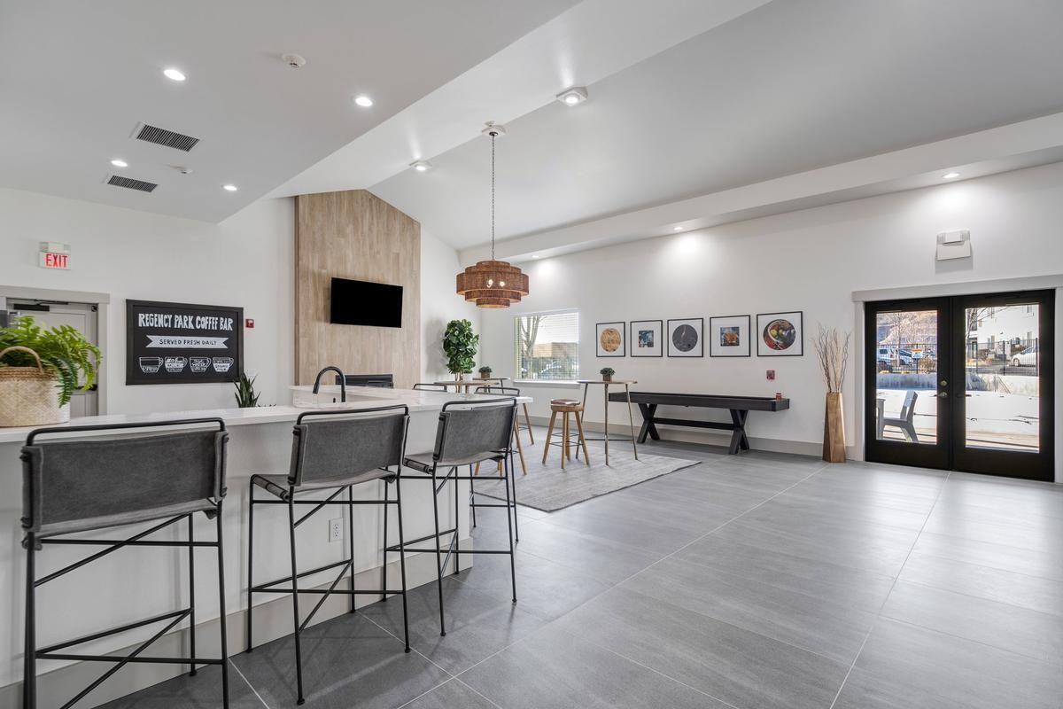 3003 Queensgate Dr - Photo 4 of 31