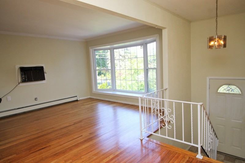 14 Oliver Rd - Photo 2 of 12