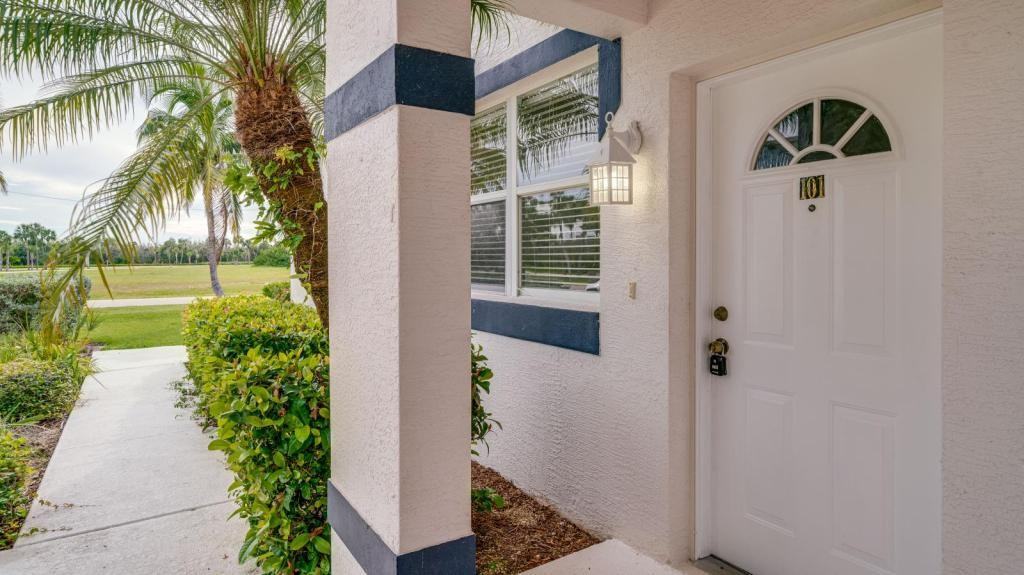 5612 Rose Garden Road-Unit 101 - Photo 2 of 15