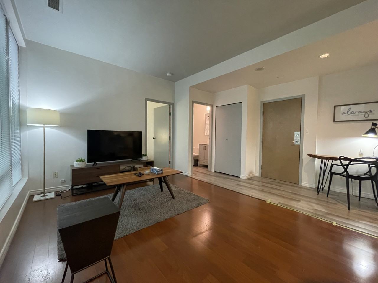 989 Nelson Street, Vancouver, BC V6Z 2S1 2 Bedroom Apartment for Rent