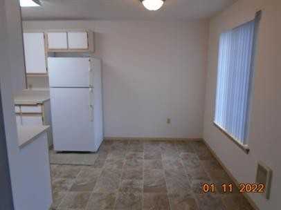 905 Church St - Photo 3 of 13